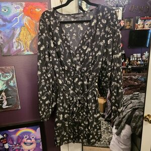 Black Floral Long-Sleeve Wrap Dress